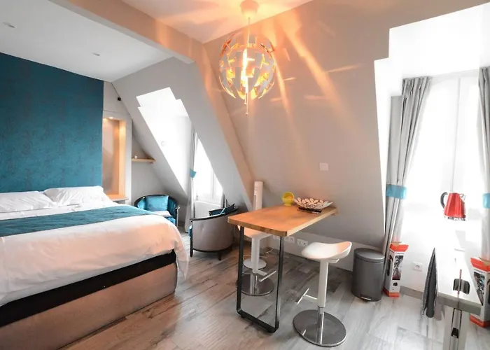 Victor Hugo - Splendid Flat Near Eiffel Tower شقة باريس
